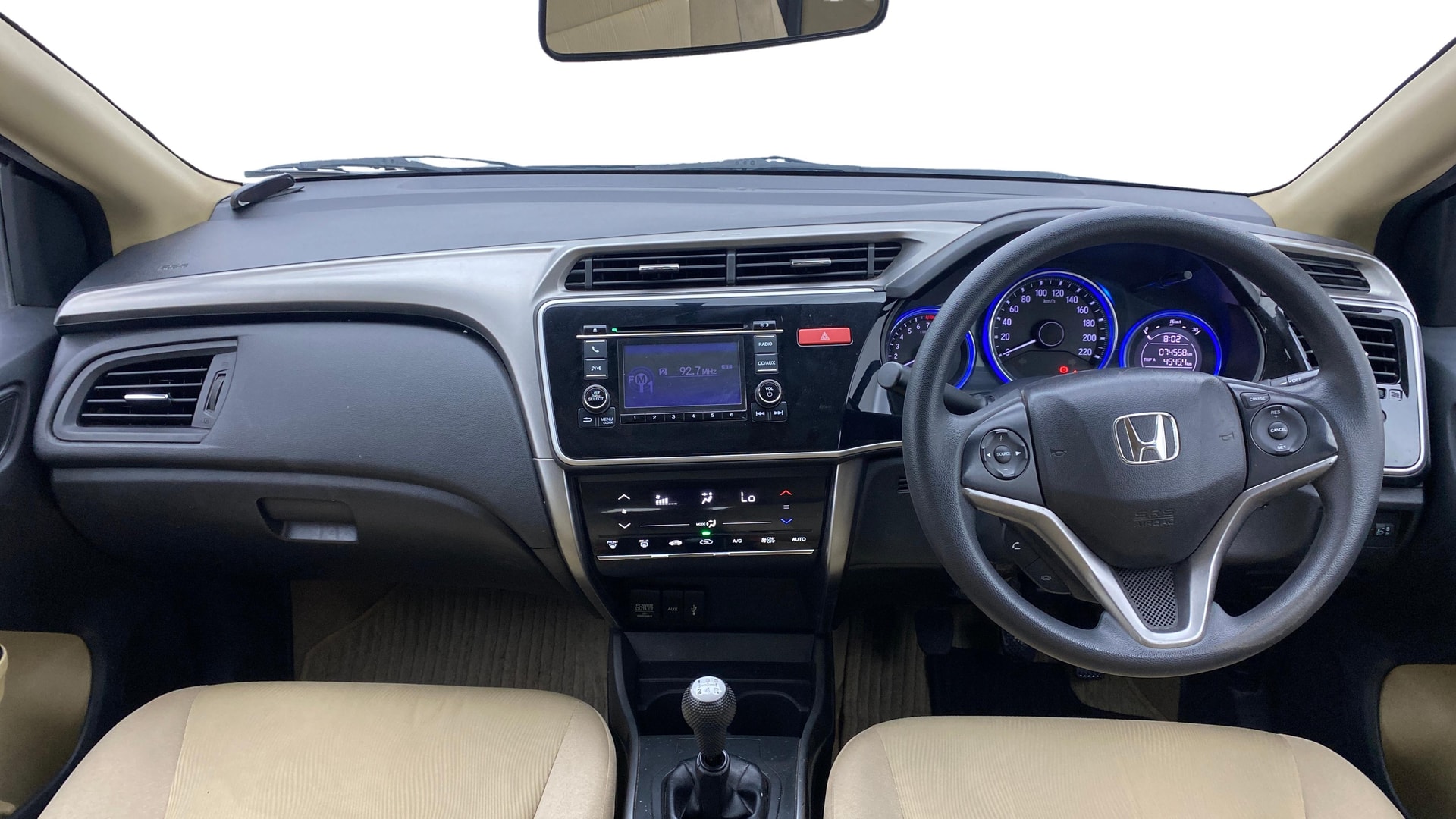 View 2015 Honda City ZX MT Diesel Anniversary Edition Image 16 Used 2015 Honda City ZX MT Diesel Anniversary Edition Image 16