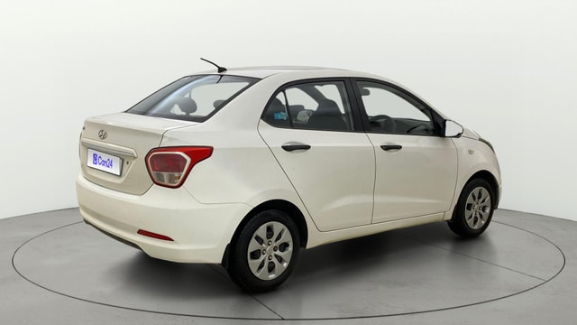View Hyundai Xcent Image 42 Used Hyundai Xcent Image 42