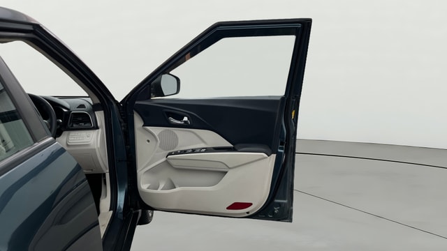 View Mahindra XUV300 Image 48 Used Mahindra XUV300 Image 48