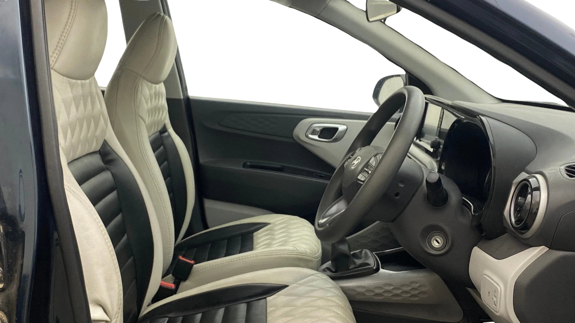 View 2023 Hyundai Grand i10 Nios Sportz Petrol Image 27 Used 2023 Hyundai Grand i10 Nios Sportz Petrol Image 27