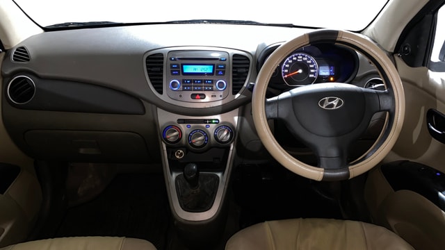 View Hyundai i10 Image 15 Used Hyundai i10 Image 15