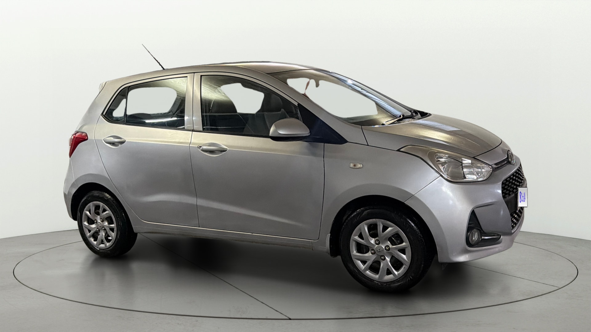 View 2018 Hyundai Grand i10 Sportz 1.2 Kappa Image 35 Used 2018 Hyundai Grand i10 Sportz 1.2 Kappa Image 35