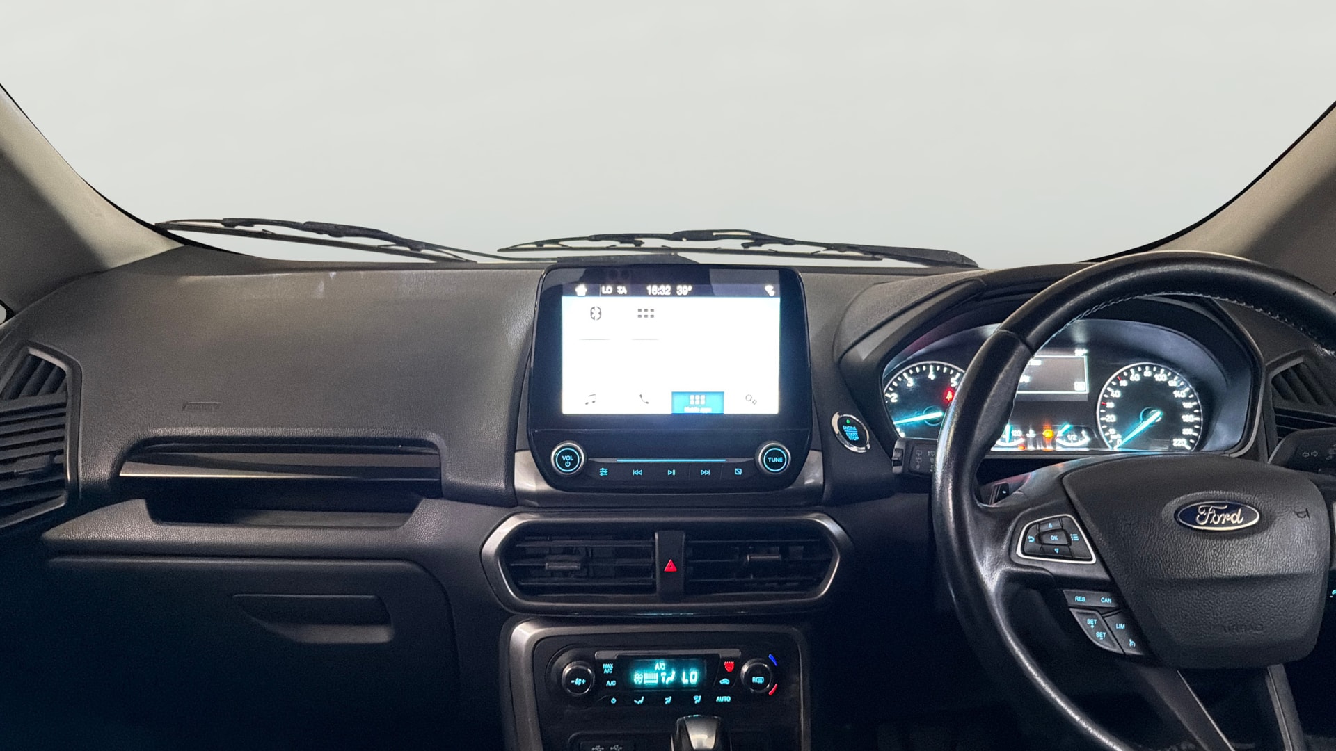 View 2019 Ford EcoSport 1.5 TDCi Diesel Ambiente BS IV Image 18 Used 2019 Ford EcoSport 1.5 TDCi Diesel Ambiente BS IV Image 18