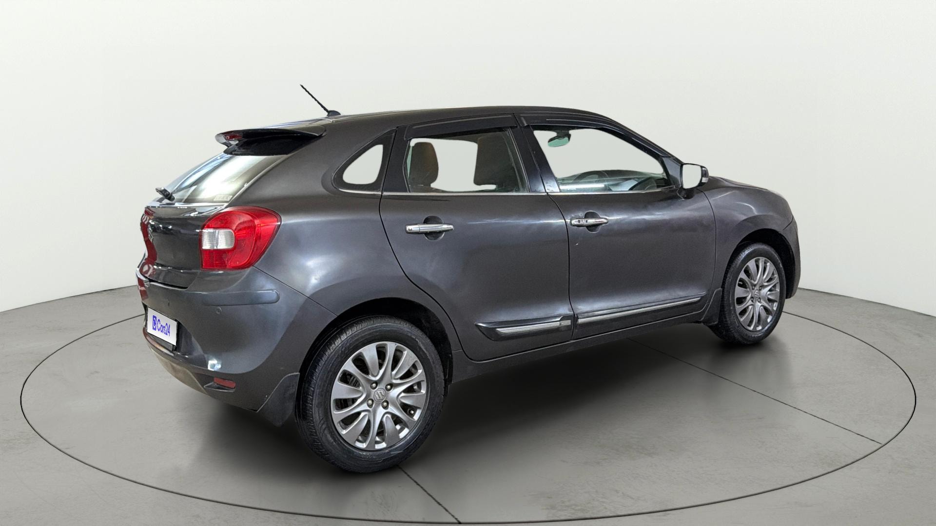 View 2018 Maruti Suzuki 1000 Base Variant Image 43 Used 2018 Maruti Suzuki 1000 Base Variant Image 43