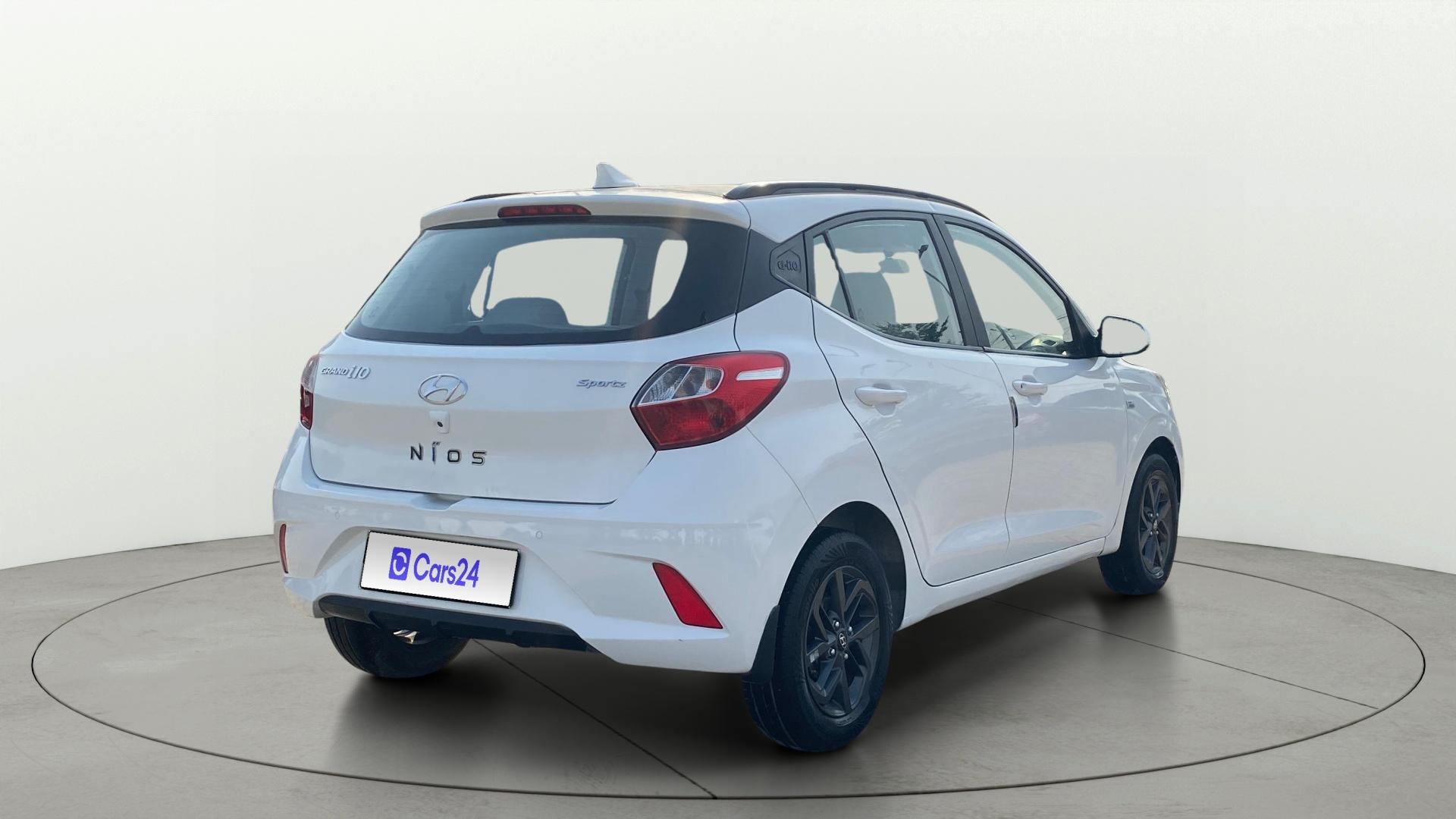 View 2021 Hyundai Grand i10 Nios Sportz Petrol AMT Image 42 Used 2021 Hyundai Grand i10 Nios Sportz Petrol AMT Image 42