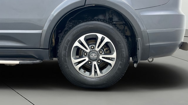 View Tata Hexa Image 11 Used Tata Hexa Image 11