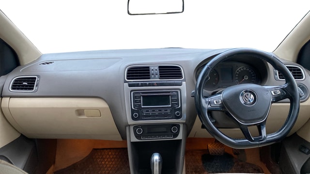 View Volkswagen Vento Image 16 Used Volkswagen Vento Image 16