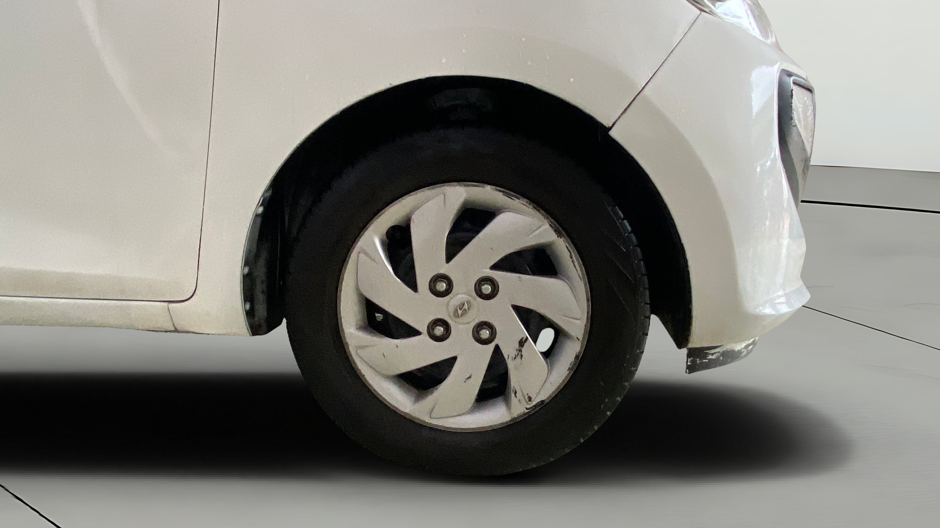View 2019 Hyundai New Santro D-Lite Petrol Image 39 Used 2019 Hyundai New Santro D-Lite Petrol Image 39