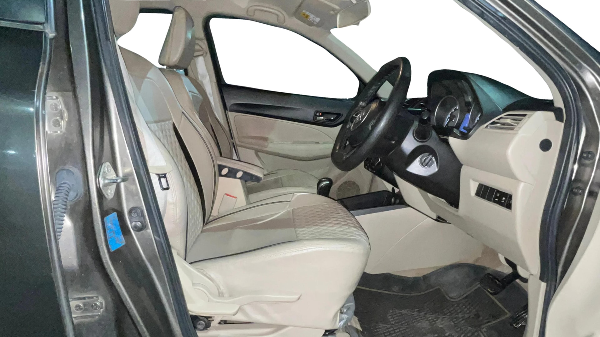 View 2022 Maruti Suzuki 1000 Base Variant Image 25 Used 2022 Maruti Suzuki 1000 Base Variant Image 25
