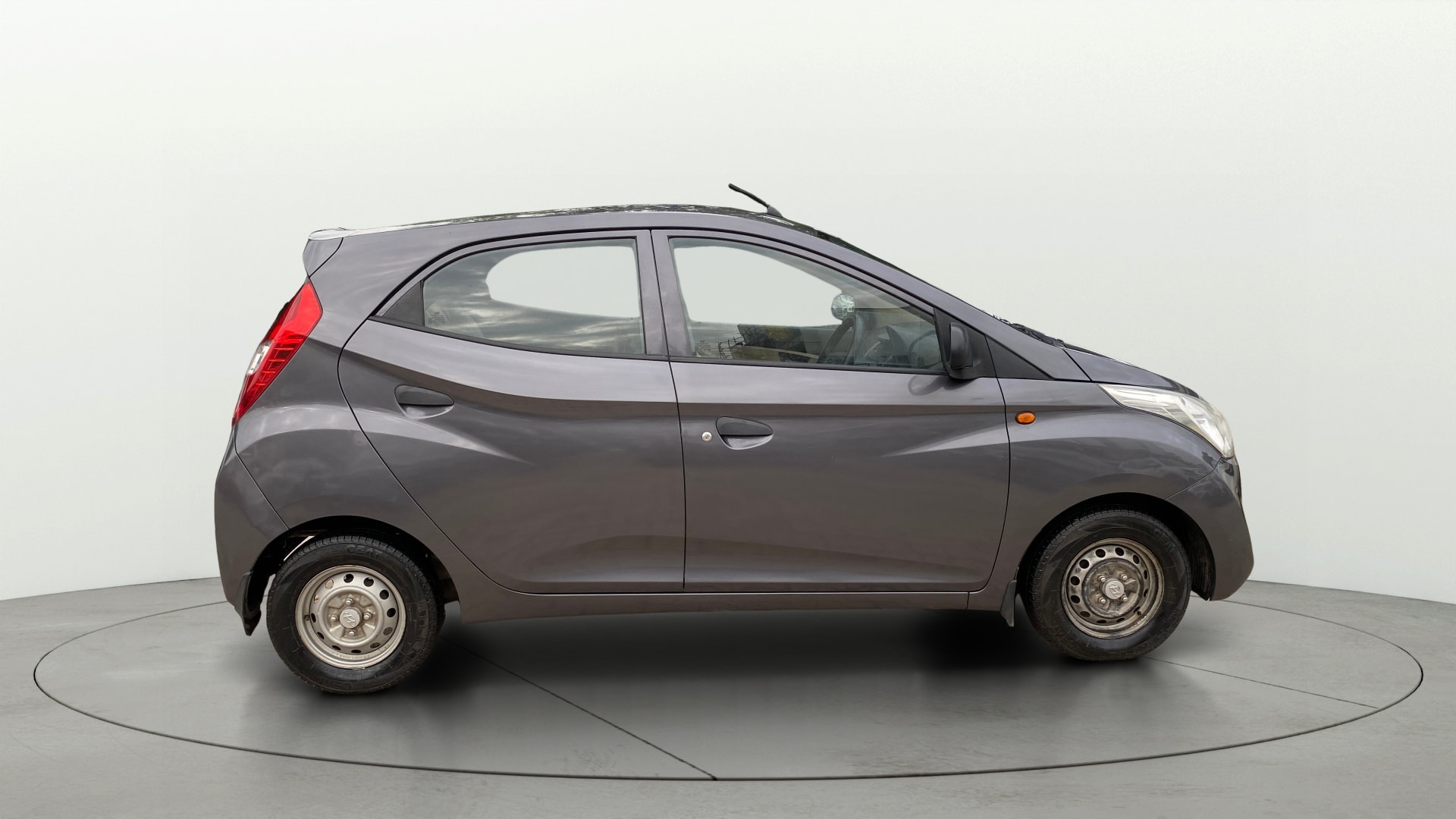 View 2017 Hyundai EON Era Plus Image 29 Used 2017 Hyundai EON Era Plus Image 29