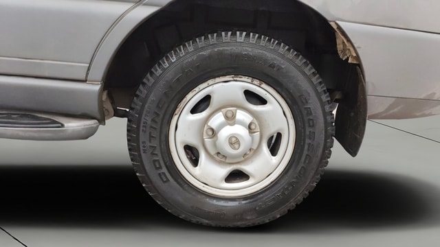 View Tata Safari Image 7 Used Tata Safari Image 7