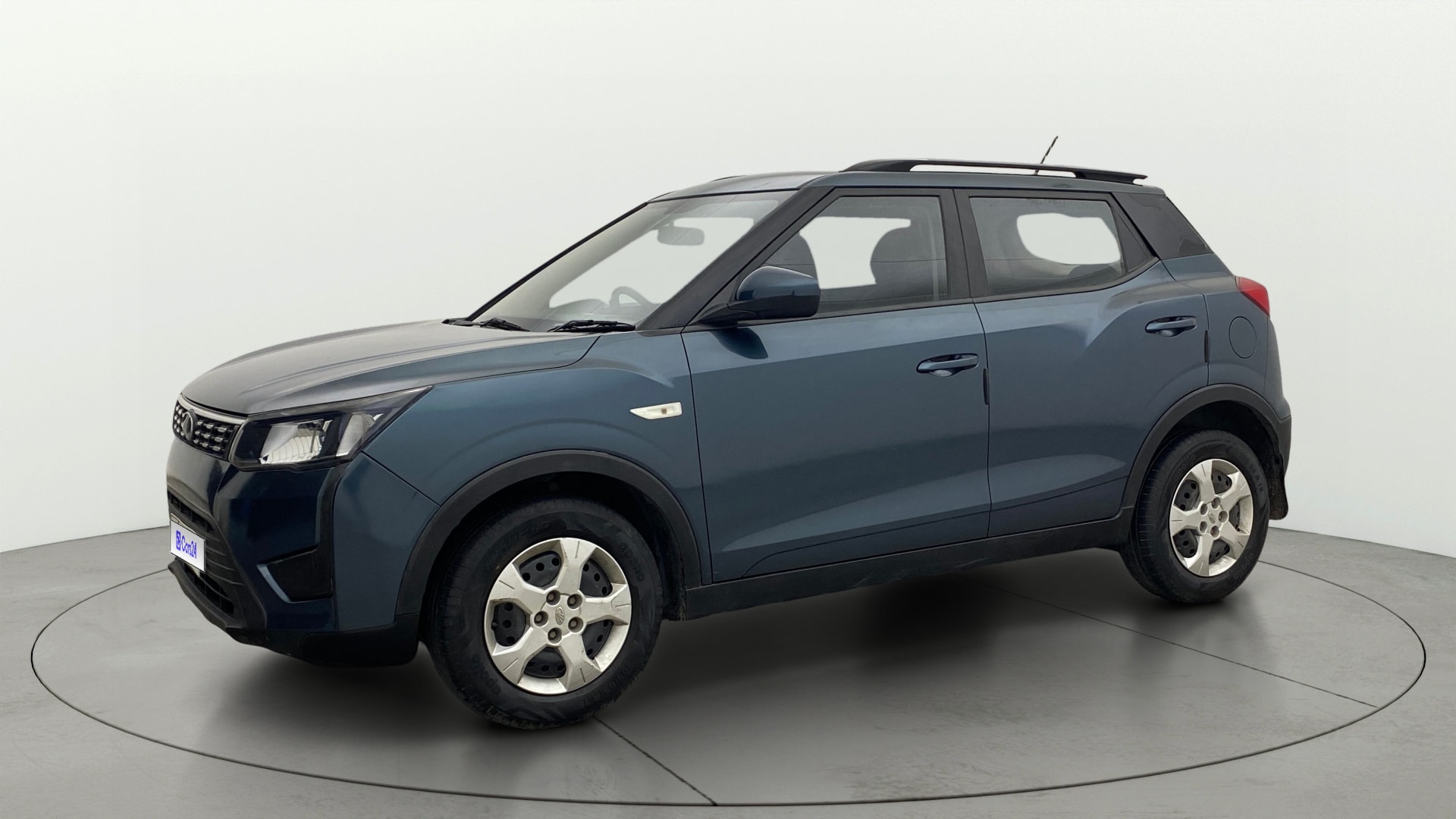 Used 2022 Mahindra XUV300 Used 2022 Mahindra XUV300