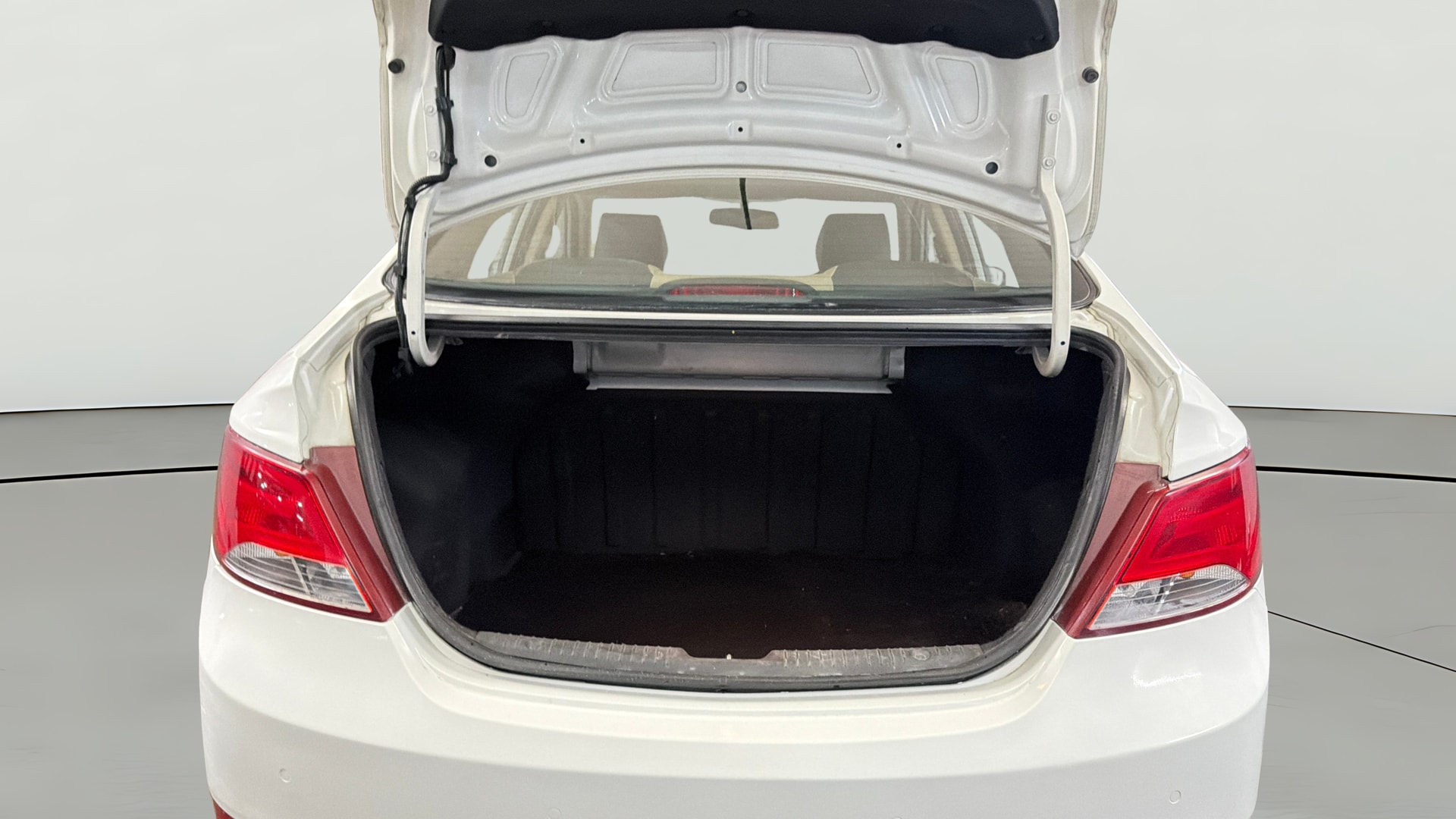 Used 2015 Hyundai Fluidic Verna Used 2015 Hyundai Fluidic Verna
