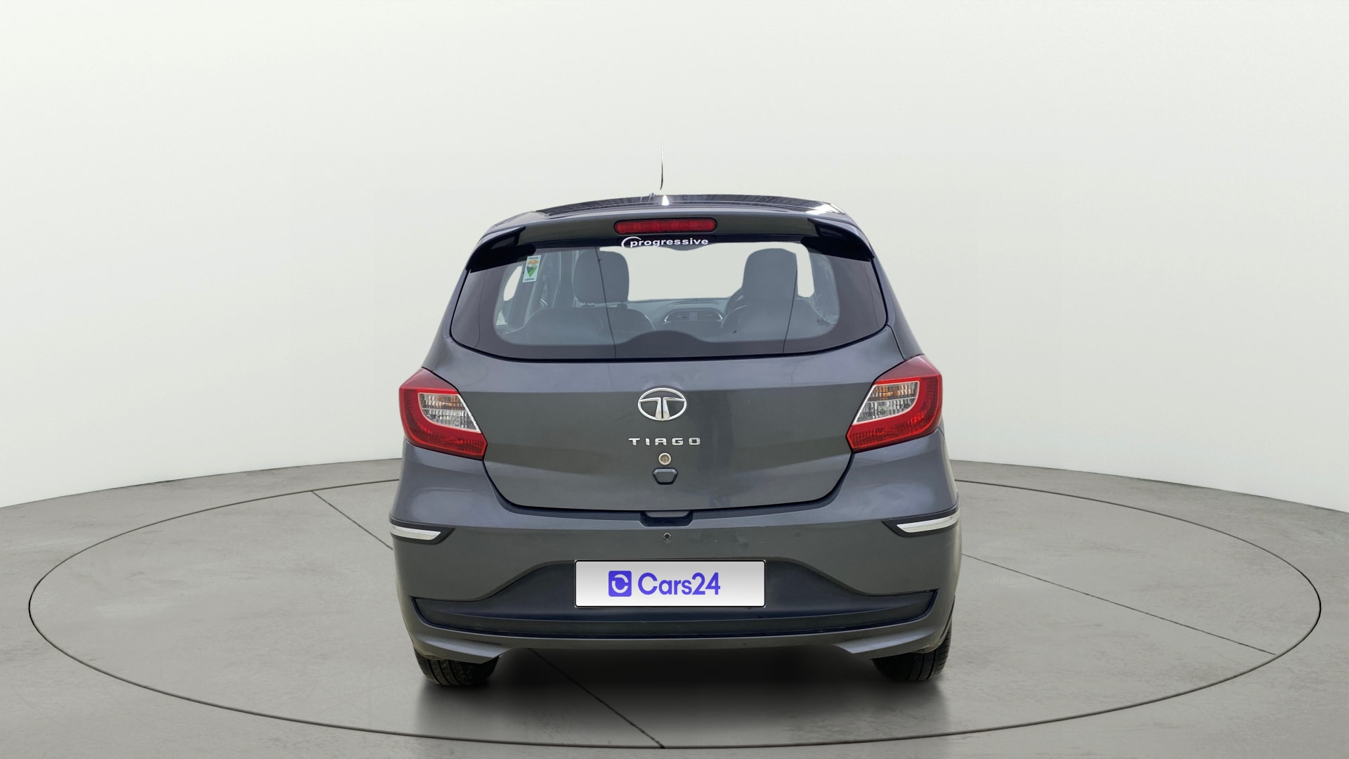 View 2022 Tata Tiago Revotorq XB Image 39 Used 2022 Tata Tiago Revotorq XB Image 39