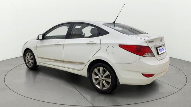 View Hyundai Fluidic Verna Image 2 Used Hyundai Fluidic Verna Image 2