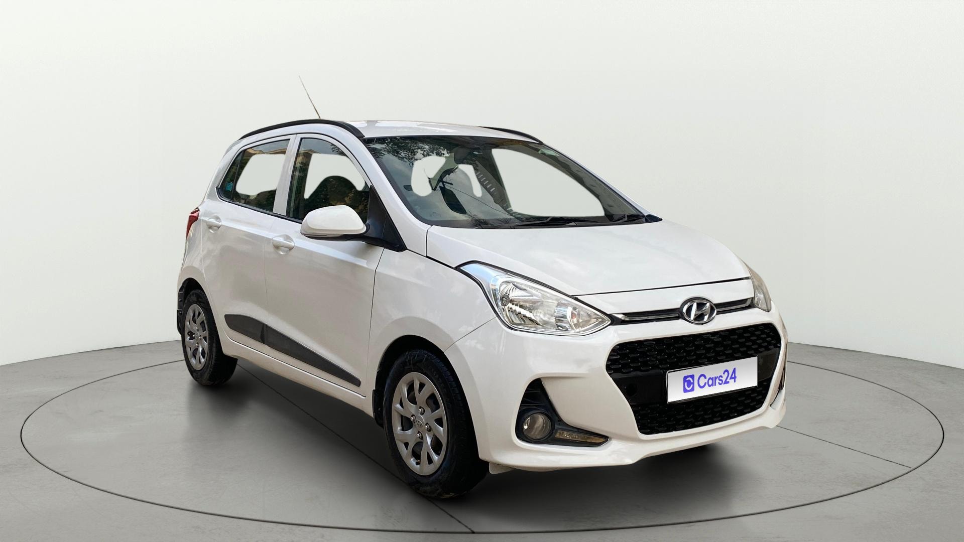 View 2017 Hyundai Grand i10 1.2 Sportz(O) Petrol Image 21 Used 2017 Hyundai Grand i10 1.2 Sportz(O) Petrol Image 21