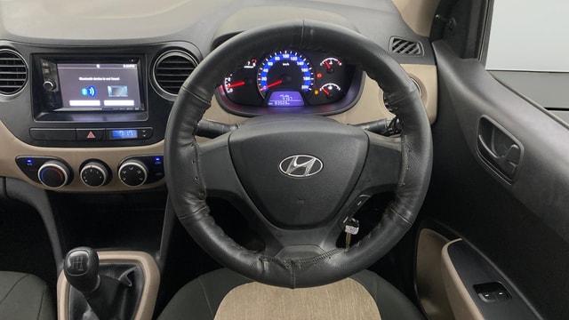 View Hyundai Xcent Image 20 Used Hyundai Xcent Image 20