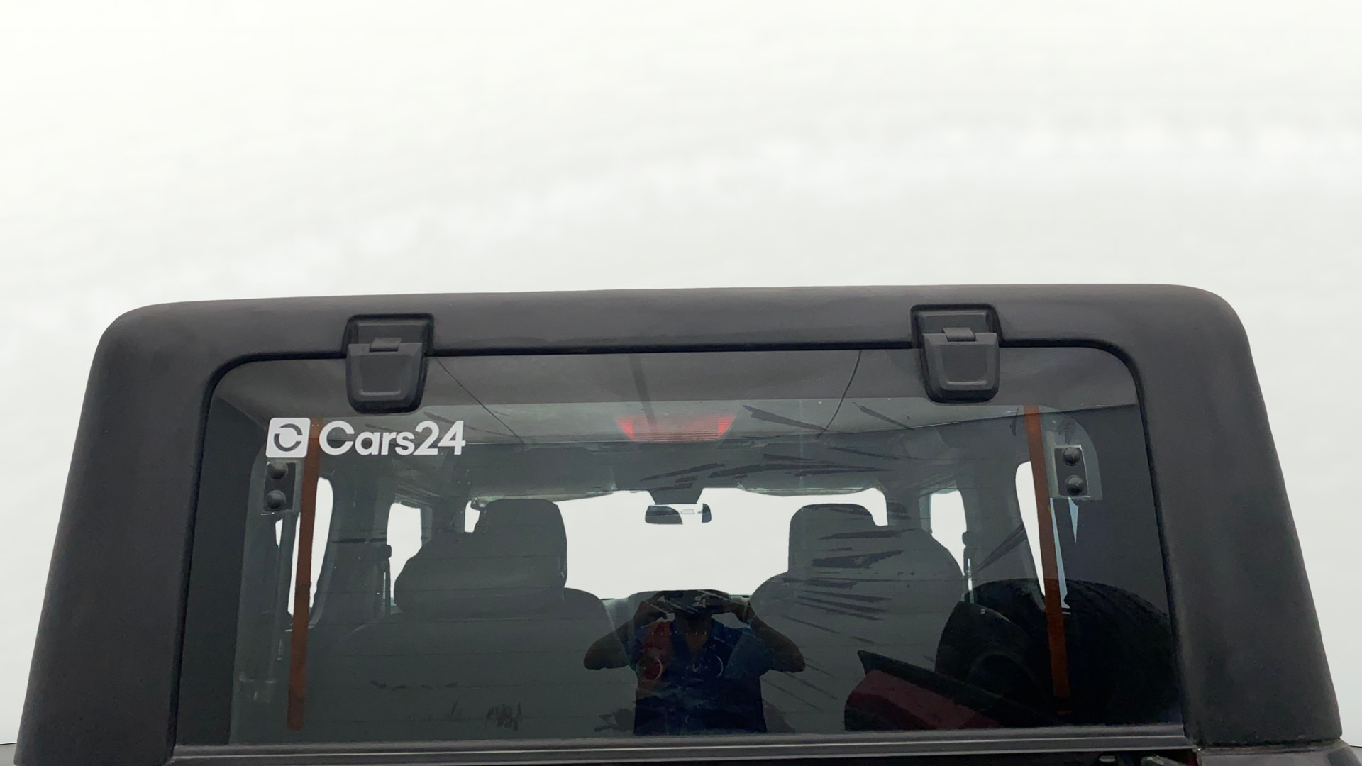 View 2021 Mahindra Thar AX Standard Manual Soft Top 6 Seater Image 4 Used 2021 Mahindra Thar AX Standard Manual Soft Top 6 Seater Image 4