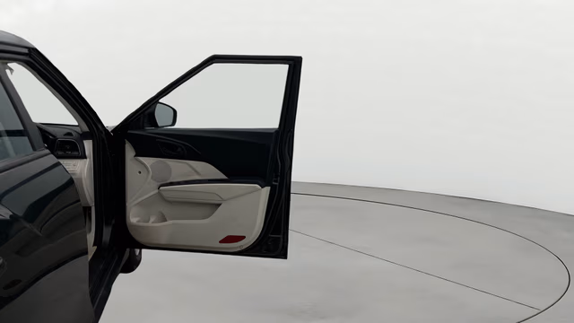 View Mahindra XUV 3XO Image 45 Used Mahindra XUV 3XO Image 45