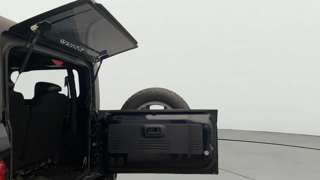 View Mahindra Thar Image 17 Used Mahindra Thar Image 17