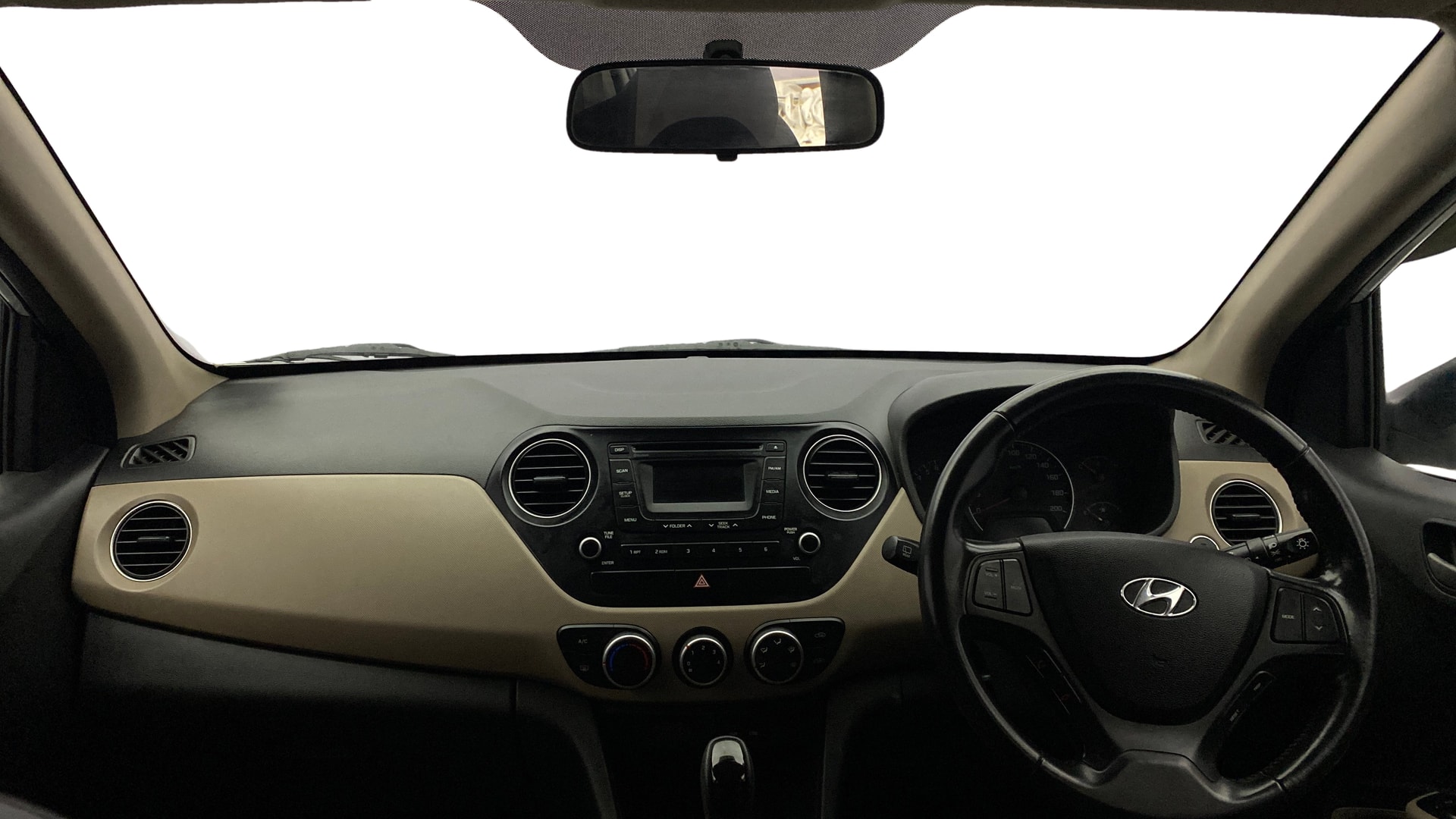View 2014 Hyundai Grand i10 Asta AT 1.2 Kappa VTVT Image 15 Used 2014 Hyundai Grand i10 Asta AT 1.2 Kappa VTVT Image 15