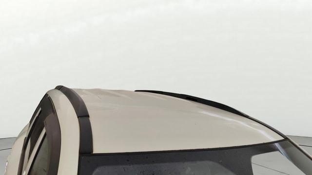 View Mahindra XUV500 Image 6 Used Mahindra XUV500 Image 6