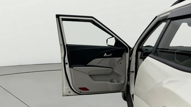 View Mahindra XUV300 Image 39 Used Mahindra XUV300 Image 39