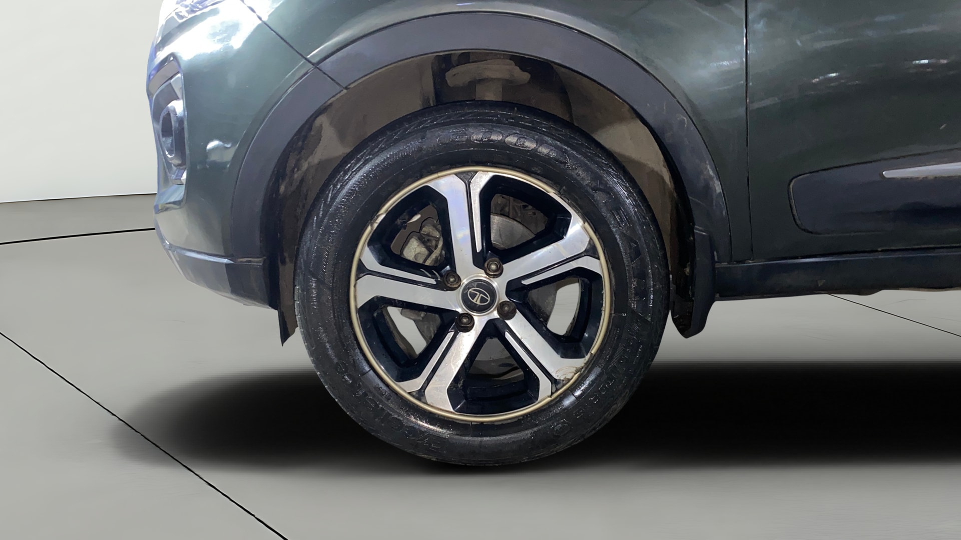 View 2021 Tata Nexon Revotron XE Image 30 Used 2021 Tata Nexon Revotron XE Image 30