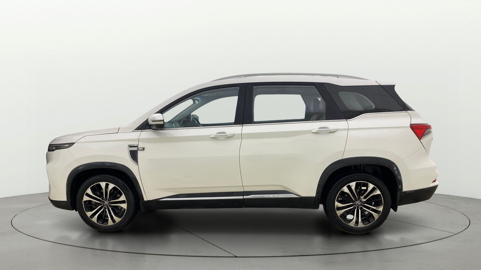 View 2021 MG Hector Plus Sharp Turbo 6 Seater Diesel Image 28 Used 2021 MG Hector Plus Sharp Turbo 6 Seater Diesel Image 28