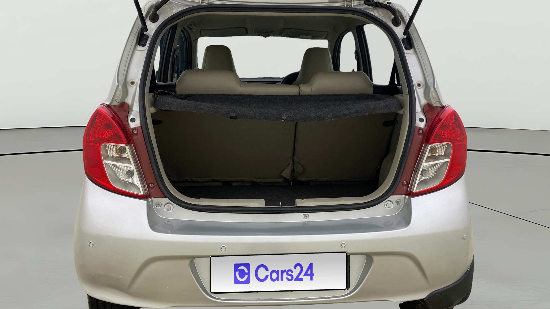 View 2018 Maruti Suzuki 1000 Base Variant Image 36 Used 2018 Maruti Suzuki 1000 Base Variant Image 36