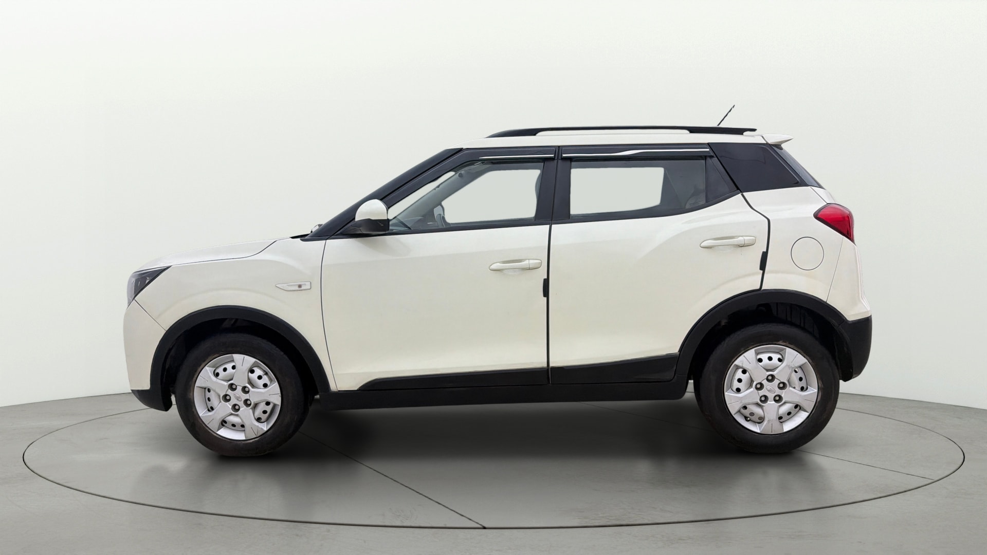 Used 2020 Mahindra XUV300 Used 2020 Mahindra XUV300