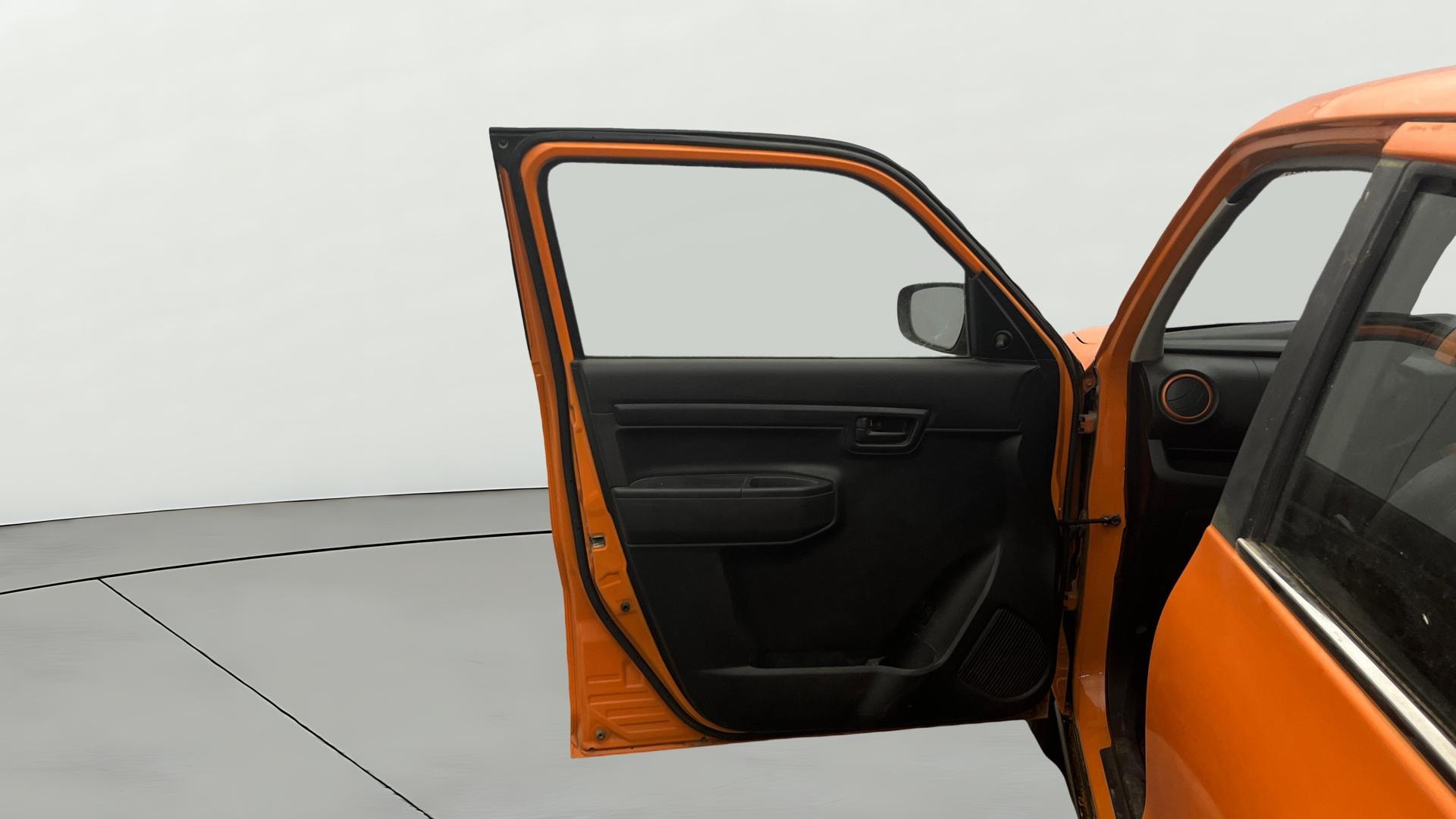 View 2020 Maruti Suzuki 1000 Base Variant Image 30 Used 2020 Maruti Suzuki 1000 Base Variant Image 30
