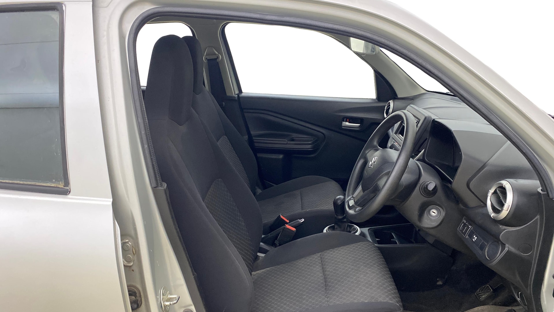 View 2022 Maruti Suzuki 1000 Base Variant Image 25 Used 2022 Maruti Suzuki 1000 Base Variant Image 25