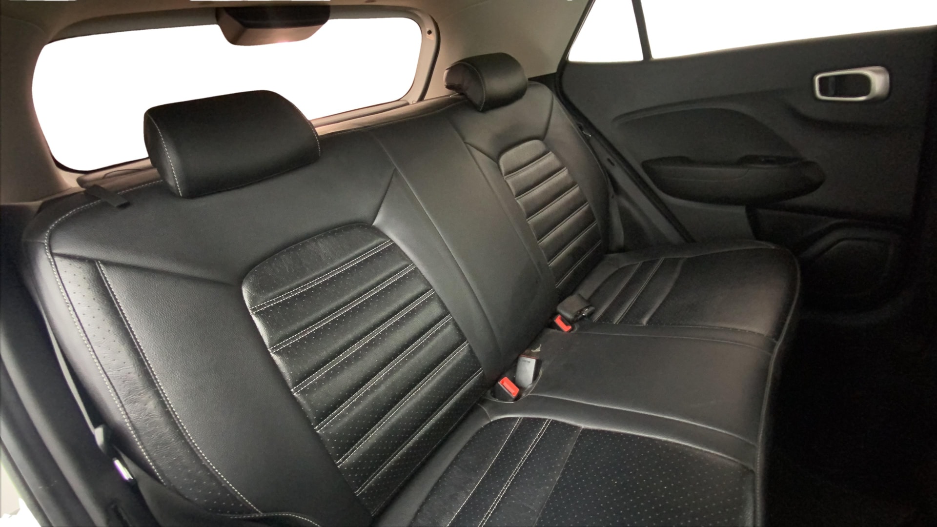 View 2019 Hyundai Venue SX Plus 1.0 Petrol AT Image 31 Used 2019 Hyundai Venue SX Plus 1.0 Petrol AT Image 31
