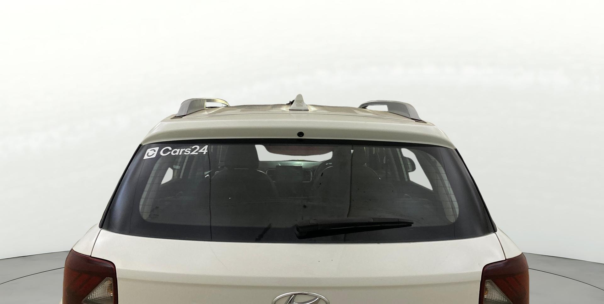 View 2019 Hyundai Venue E 1.2 Petrol BS IV Image 5 Used 2019 Hyundai Venue E 1.2 Petrol BS IV Image 5