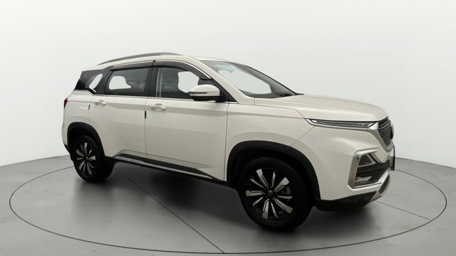 View MG Hector Image 39 Used MG Hector Image 39