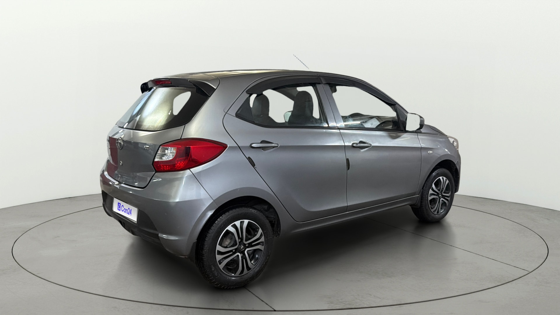 View 2019 Tata Tiago Revotorq XB Image 41 Used 2019 Tata Tiago Revotorq XB Image 41