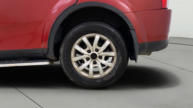 View Mahindra XUV500 Image 8 Used Mahindra XUV500 Image 8