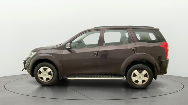 View Mahindra XUV500 Image 5 Used Mahindra XUV500 Image 5