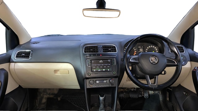 View Skoda Rapid Image 15 Used Skoda Rapid Image 15