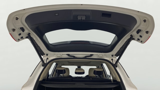 View MG Hector Image 17 Used MG Hector Image 17