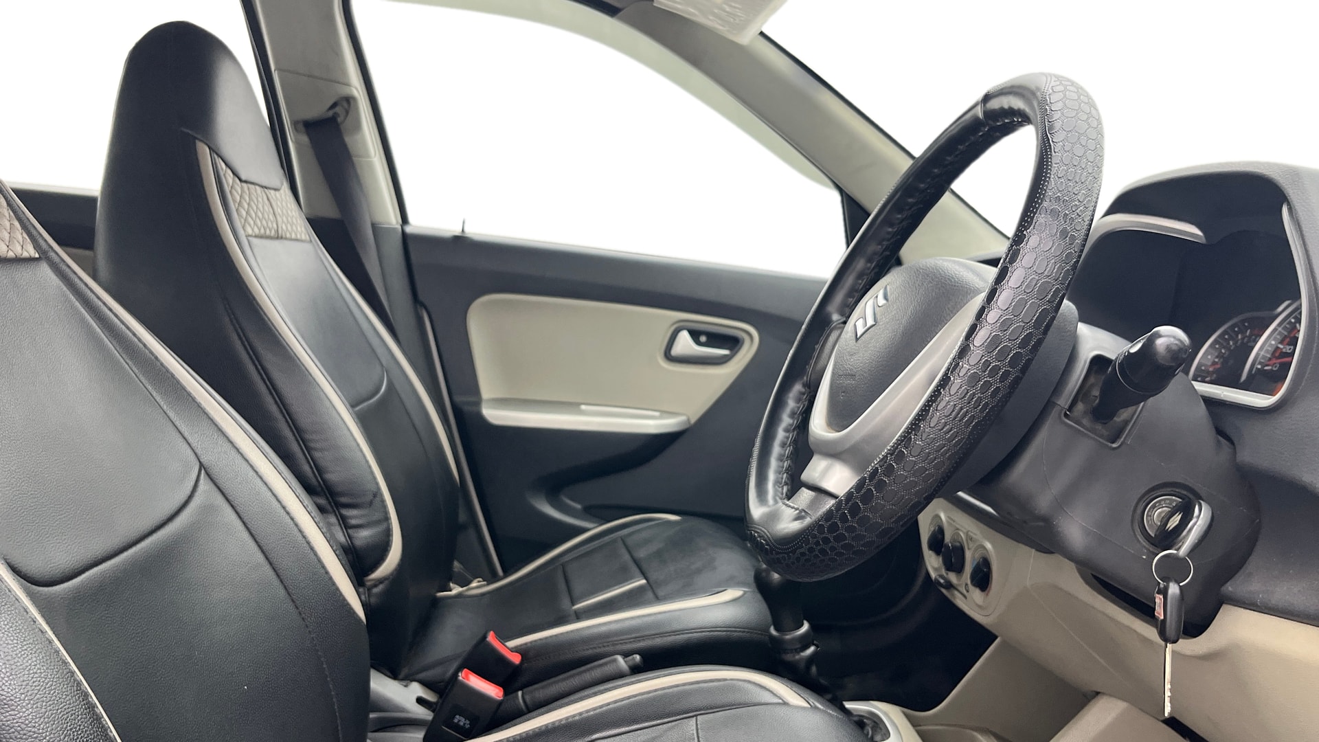 View 2017 Maruti Suzuki Alto K10 LX Image 25 Used 2017 Maruti Suzuki Alto K10 LX Image 25