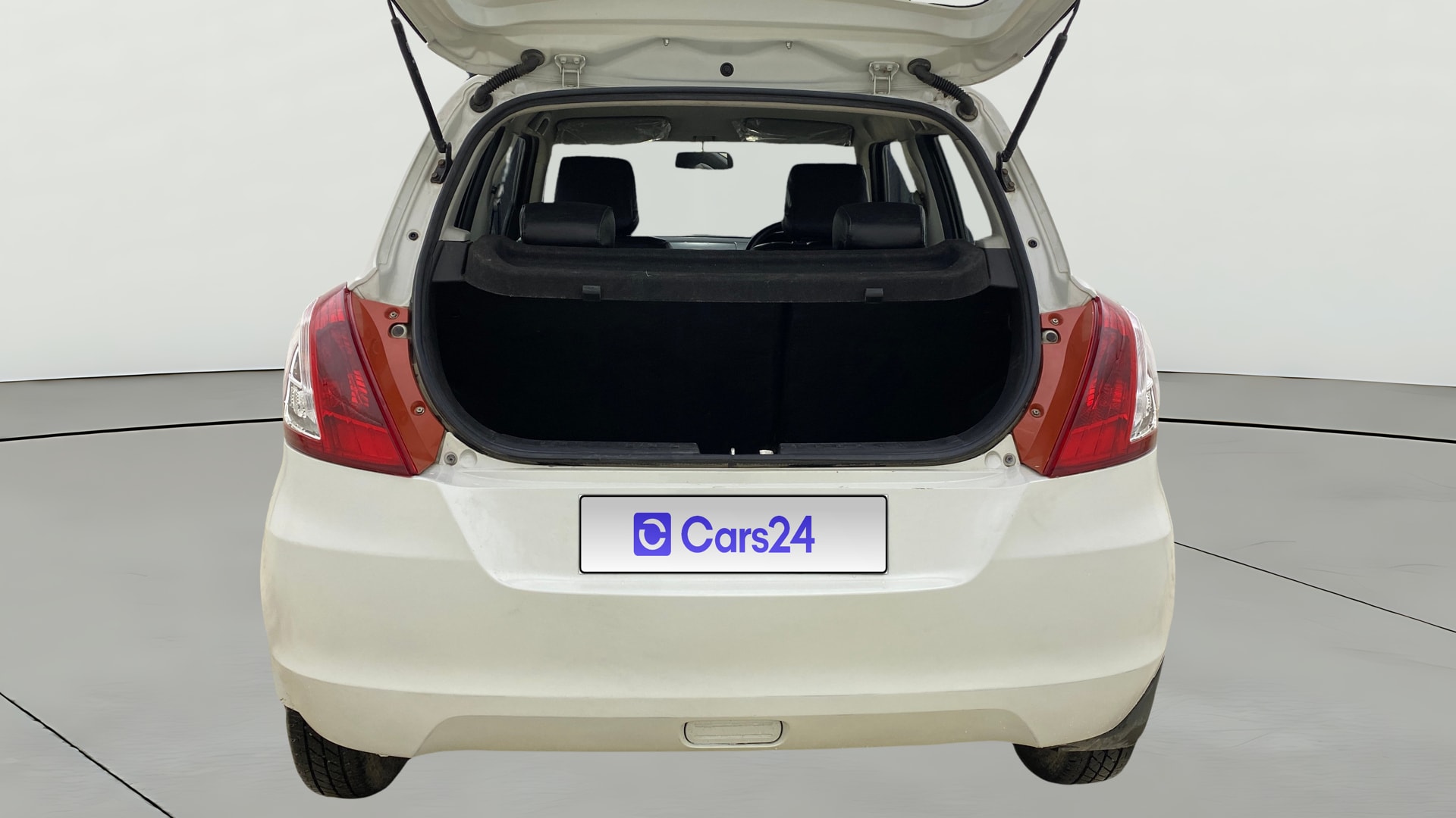 View 2017 Maruti Suzuki 1000 Base Variant Image 36 Used 2017 Maruti Suzuki 1000 Base Variant Image 36