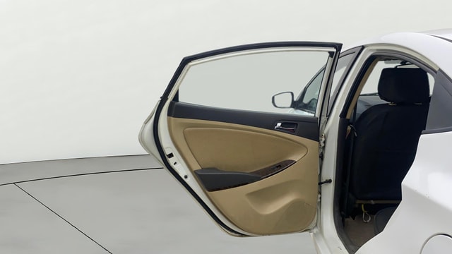 View Hyundai Fluidic Verna Image 22 Used Hyundai Fluidic Verna Image 22