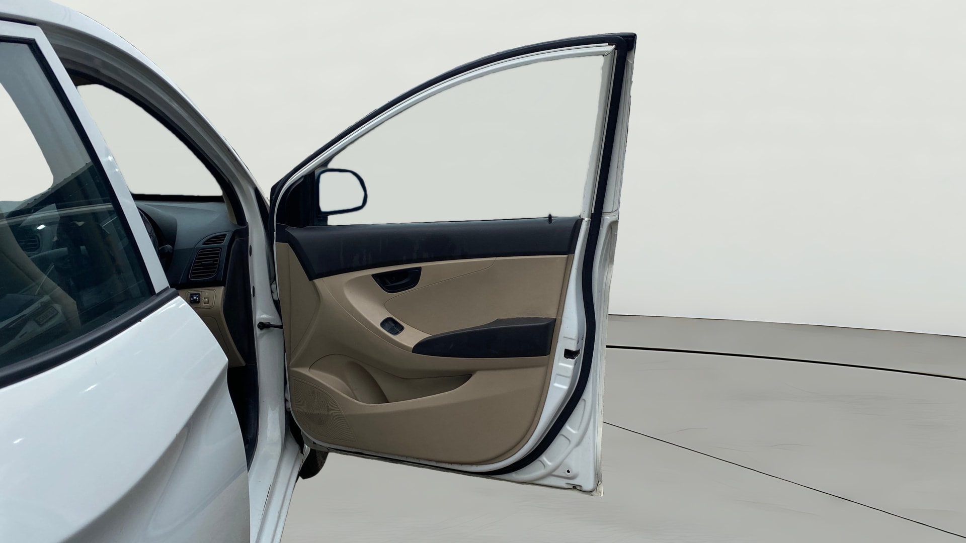 View 2015 Hyundai EON Era Plus Image 43 Used 2015 Hyundai EON Era Plus Image 43