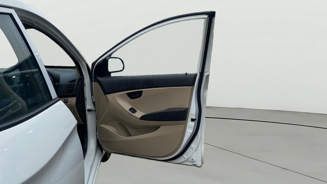 View Hyundai EON Image 43 Used Hyundai EON Image 43