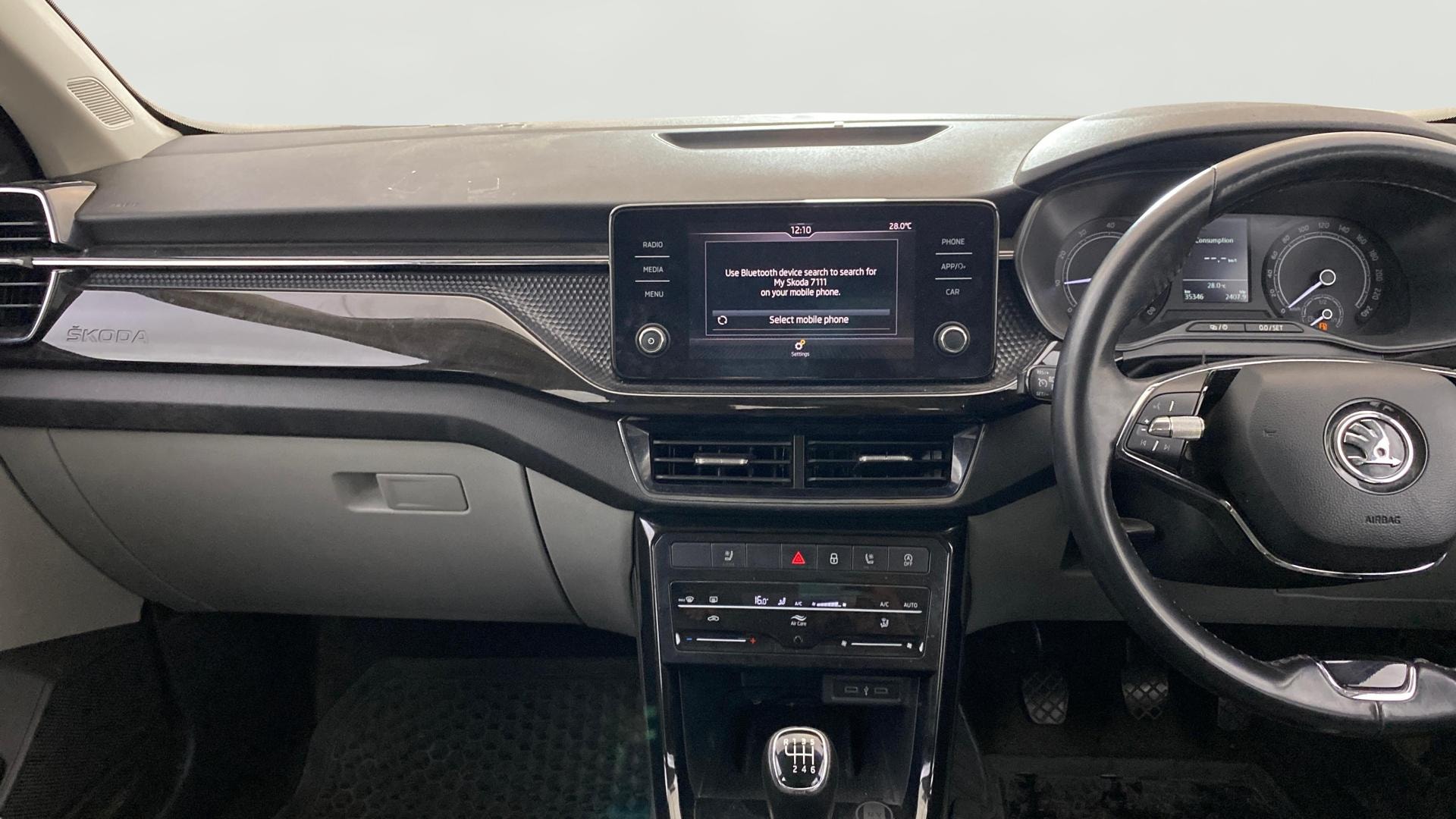 View 2023 Skoda Kushaq Style 1.0 TSI MT Image 17 Used 2023 Skoda Kushaq Style 1.0 TSI MT Image 17