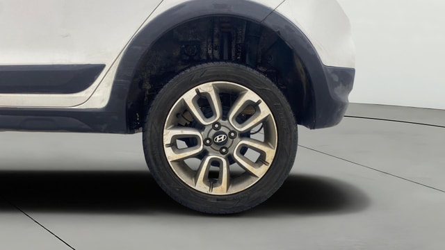 View Hyundai i20 Active Image 7 Used Hyundai i20 Active Image 7