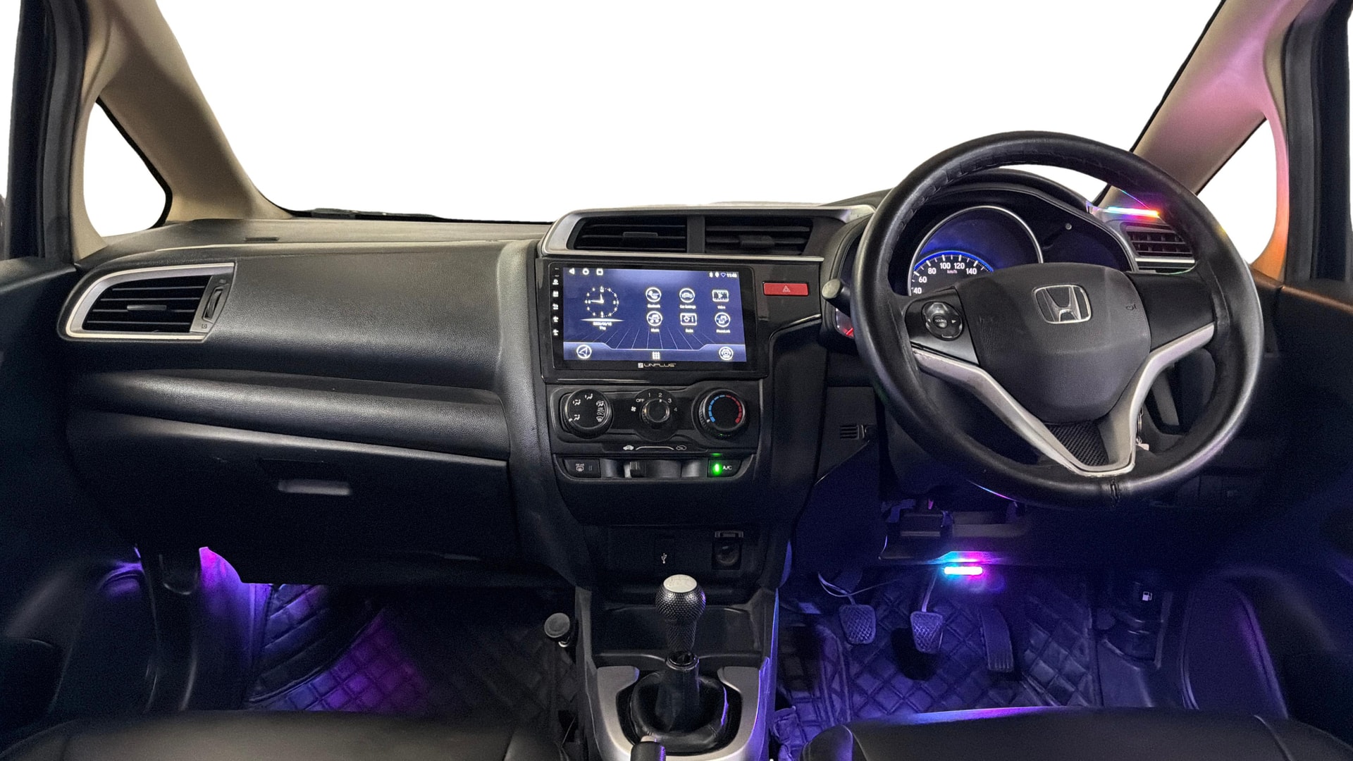 View 2015 Honda Jazz E MT Diesel Image 29 Used 2015 Honda Jazz E MT Diesel Image 29