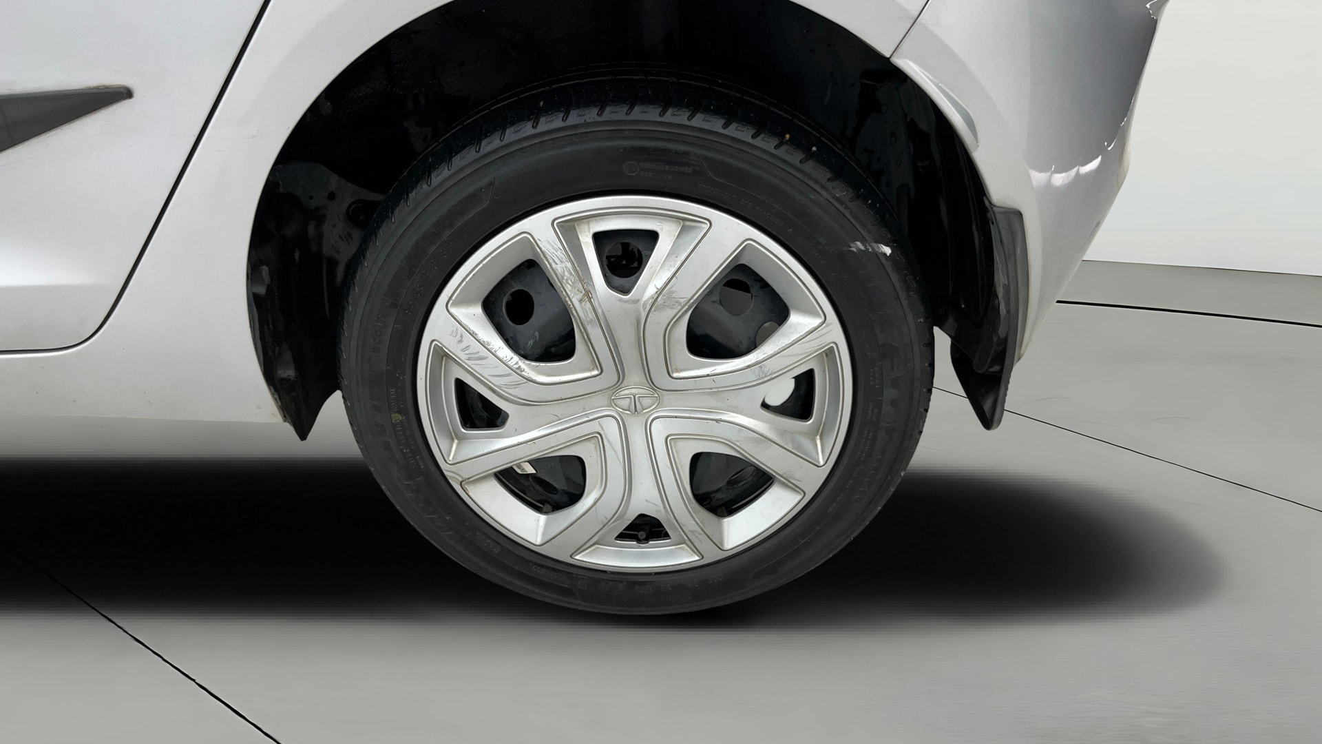 View 2020 Tata Altroz XT Petrol Image 8 Used 2020 Tata Altroz XT Petrol Image 8